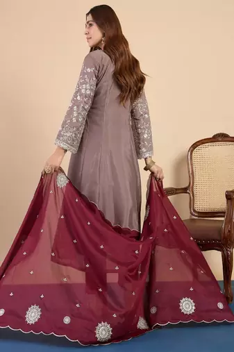 Floral embroidered silk blend v neck kurta trouser & dupatta set