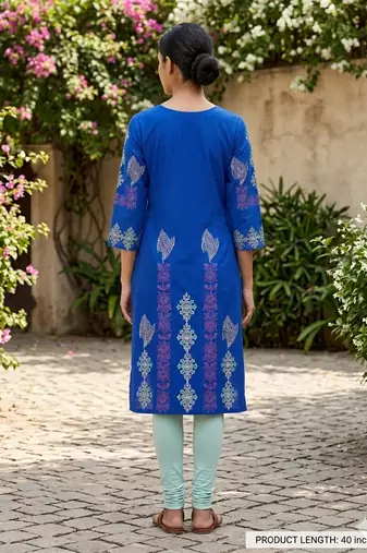 Women royal blue cotton straight kurta