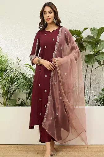 Floral embroidered chinon round neck kurta trouser & dupatta set