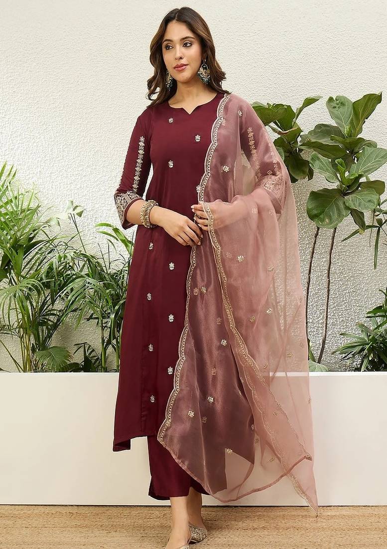 Floral embroidered chinon round neck kurta trouser & dupatta set