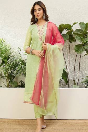 Floral embroidered chanderi round neck kurta trouser & dupatta set