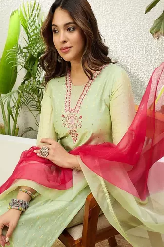 Floral embroidered chanderi round neck kurta trouser & dupatta set