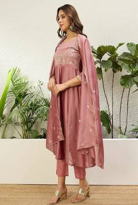 Floral embroidered silk blend round neck kurta trouser & dupatta set 2
