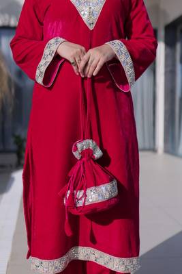 rani pink velvet zari embroidered real mirror work kurti pant and batwa for women's best look  4