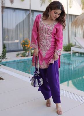 pink  viscose zari sequins embroidered kurta farshi set festive wear 2