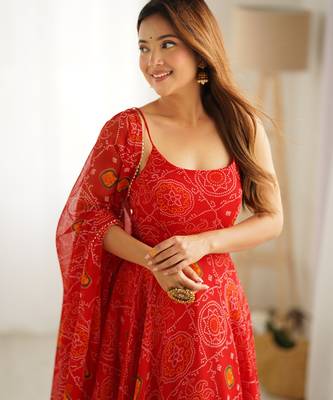 red bandhani printed chiffon anarkali gown with dupatta 2