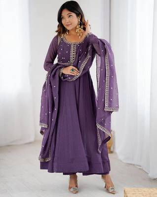 purple  silk blend flared anarkali kurta with pant & dupatta 2