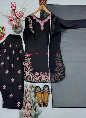 Black Color Embroidery Work Silk Blend Salwar Suit 3
