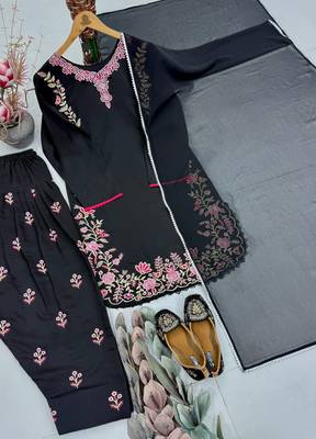 Black Color Embroidery Work Silk Blend Salwar Suit 5