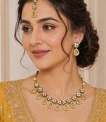 Yellow antique-plated agate stone necklace set with earrings & maang tikka