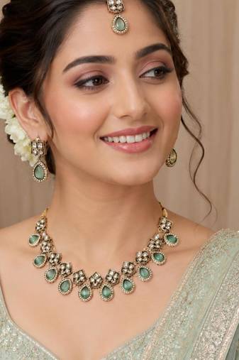 Pista antique-plated agate stone necklace set with earrings & maang tikka