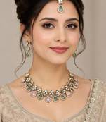 Pink pista antique-plated agate stone necklace set with earrings & maang tikka