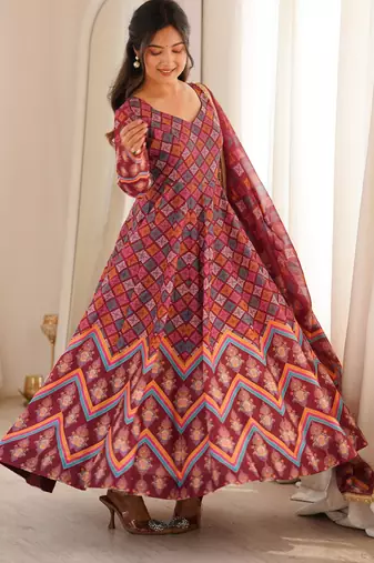 Printed muslin gown set with organza dupatta