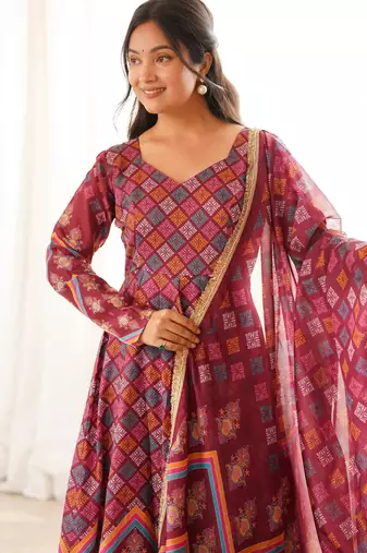 Printed muslin gown set with organza dupatta