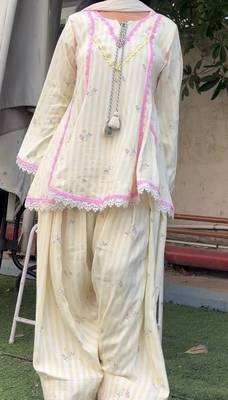 Lemon natural crepe farshi suit set with nazmin dupatta 3
