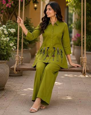 Green cotton blend embroidered tunic and palazzo co-ord set 2
