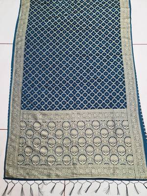 peacock blue art silk Saree With Blouse Piece. 2
