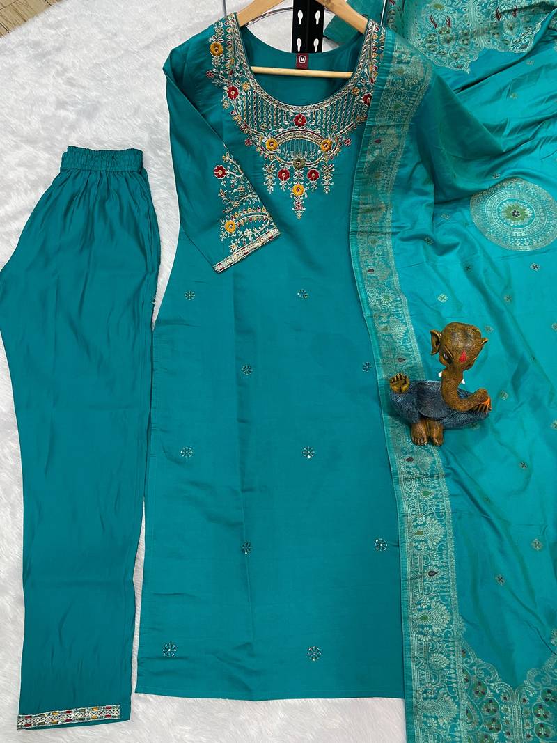 Rama green embroidered silk blend straight kurta pant set with dupatta