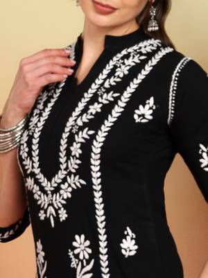 Women black floral embroidered chikankari mandarin collar kurta & palazzo set 4