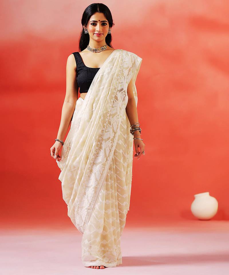 Ivory cream handloom jamdani saree