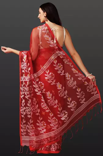 Crimson red handloom jamdani saree
