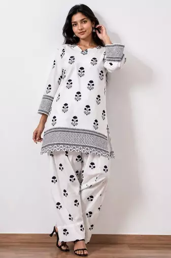 White floral print crepe co-ord set for women