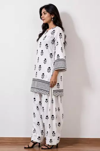 White floral print crepe co-ord set for women