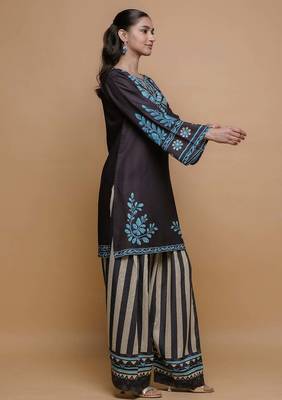 Black floral print crepe co-ord set for women 2