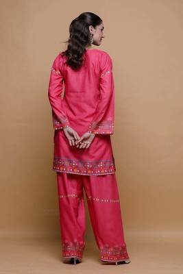 Pink floral print linen co-ord set for women 3
