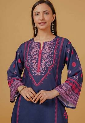 Navy blue floral print crepe co-ord set for women 4