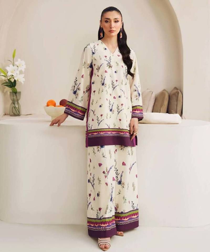 Off white floral print crepe co-ord set for women