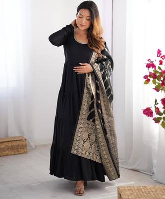  solid roman silk blend chanderi flared anarkali pant and dupatta set 1