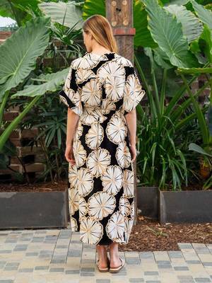 Black floral print crepe maxi western dress for women 3