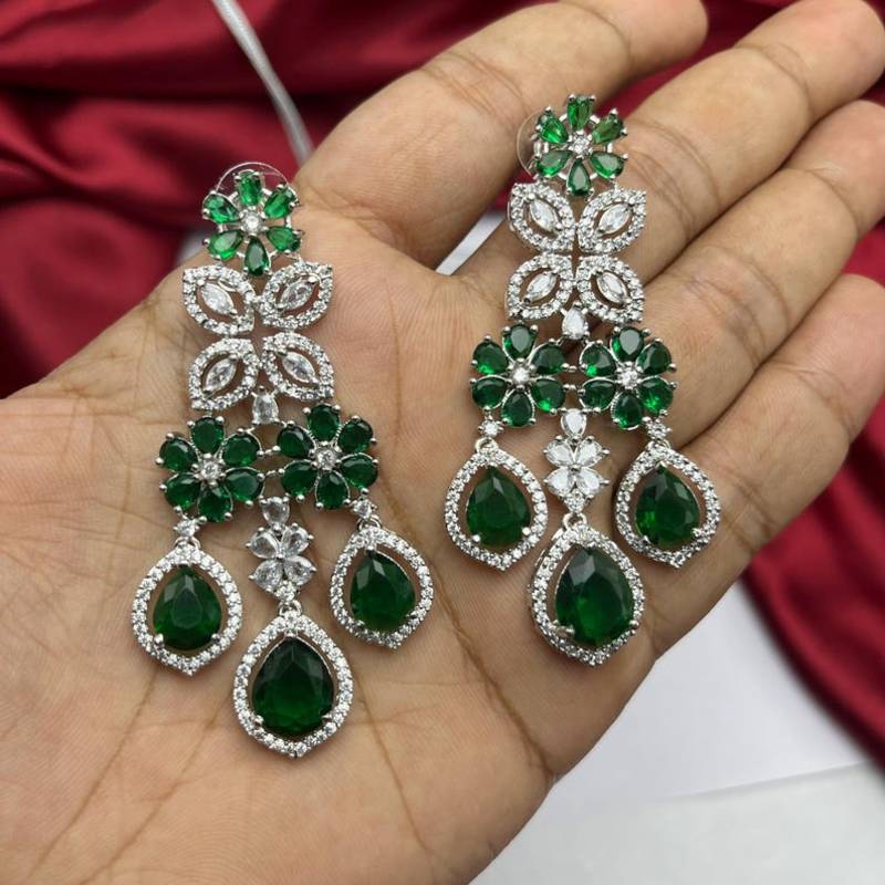 emerald green bridal jewellery set  silver toned necklace, chandelier earrings, maang tikka