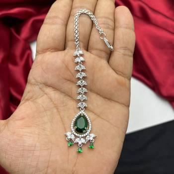emerald green bridal necklace set, cz diamond choker, maang tikka earrings 3