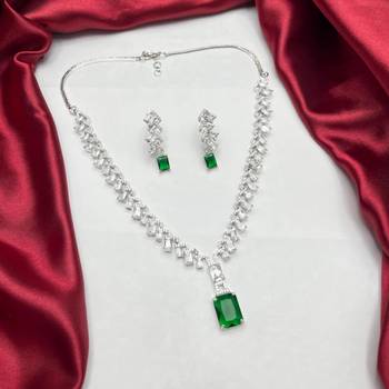 emerald green cubic zirconia bridal necklace and earrings set, art deco style 3