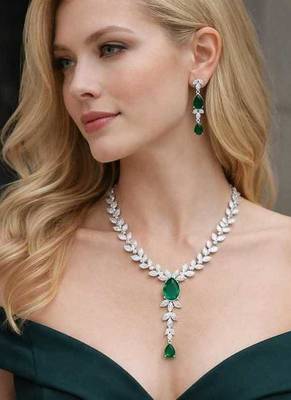 emerald marquise leaf bridal jewellery set, pear cut wedding necklace earrings 1