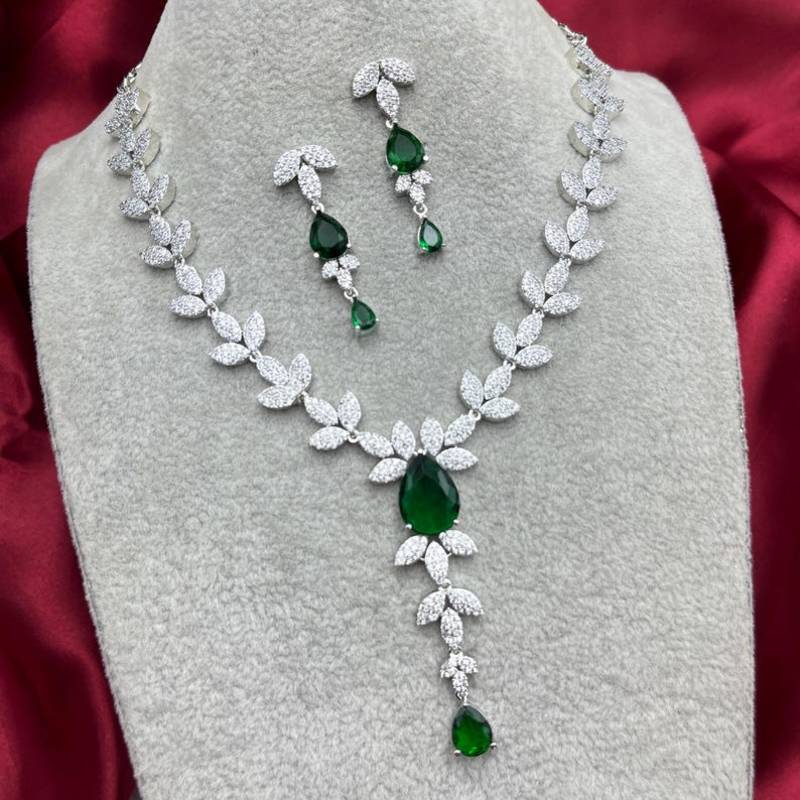 emerald marquise leaf bridal jewellery set, pear cut wedding necklace earrings