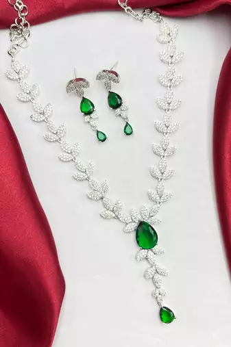 emerald marquise leaf bridal jewellery set, pear cut wedding necklace earrings
