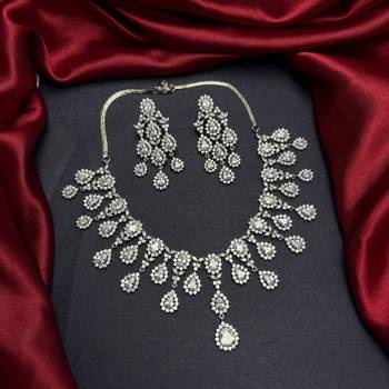 silver bridal necklace and chandelier earrings set, cubic zirconia wedding jewellery 2