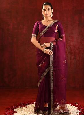 Burgundy embroidered organza saree set 1