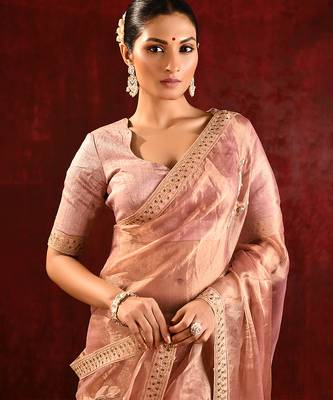 Rose pink embroidered tissue saree set 4