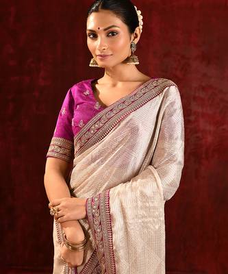 Light gold magenta embroidered tissue saree set 5