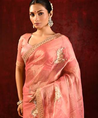 Peach pink embroidered tissue saree set 5