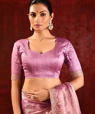 Lilac pink embroidered tissue saree set 5