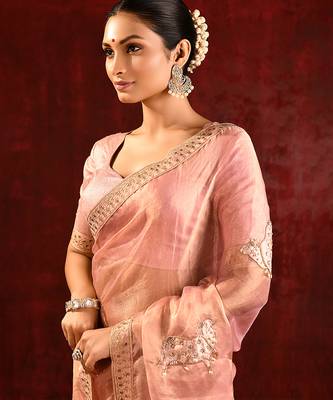 Blush pink embroidered tissue saree set 4
