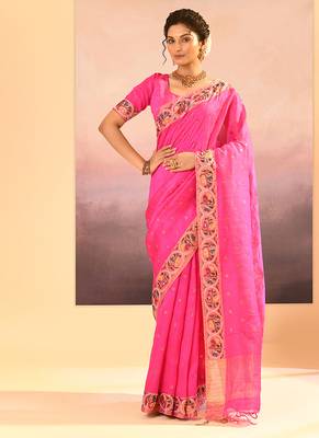 Hot pink printed raw silk saree set 1