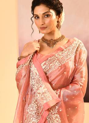 Blush pink embroidered tissue saree set 4