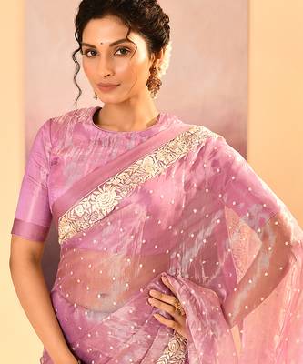 Pastel pink embroidered tissue saree set 4
