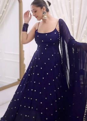 Blue dots print cotton ethnic kurta set with dupatta 3